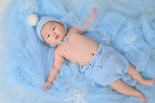 余姚宝宝流黄鼻涕打喷嚏